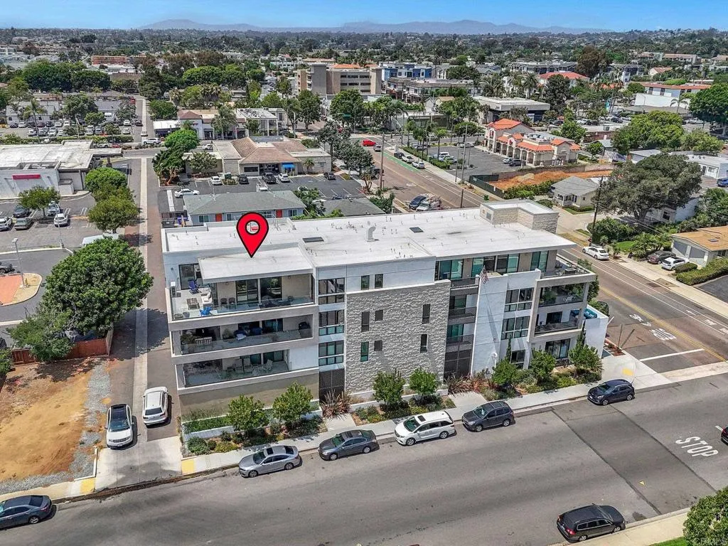 https://cdn.realtyfeed.com/cdn/127/306568351/b9d746052307551f9af3c9355fb3a34b.webp
