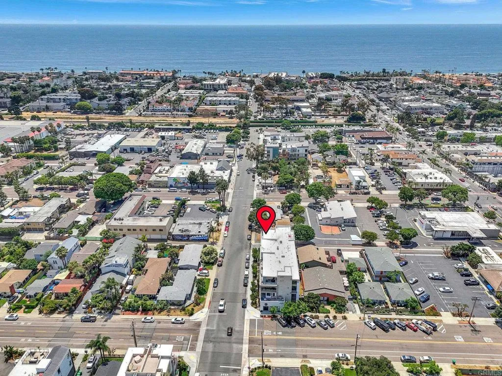 https://cdn.realtyfeed.com/cdn/127/306568351/f6b822eea4d6d4bccef17b716758fa4c.webp