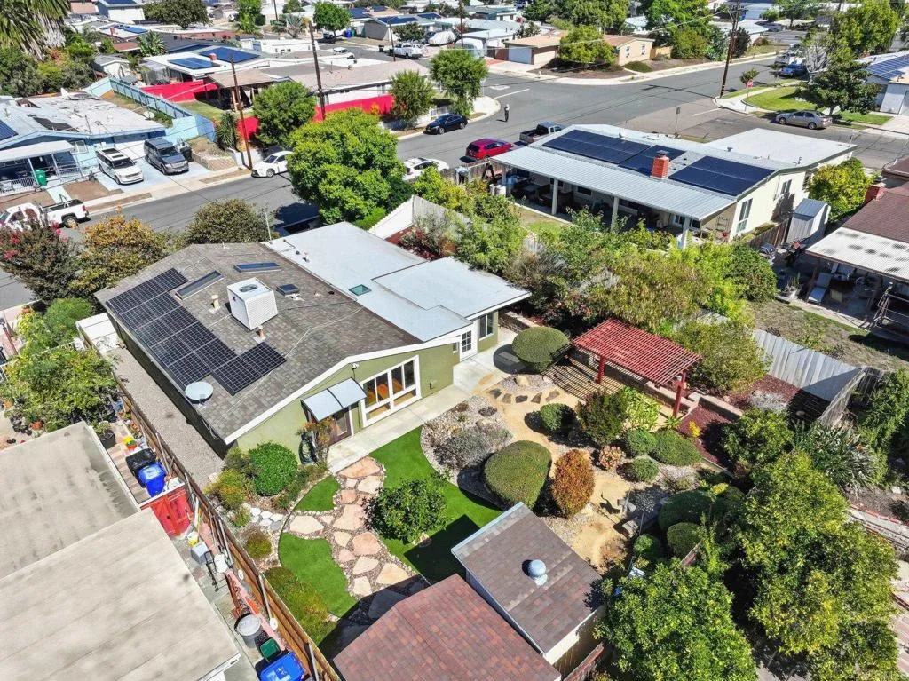 https://cdn.realtyfeed.com/cdn/127/306568357/461ce8ec3eb0099b3299ca4cd6e0eaa0.webp