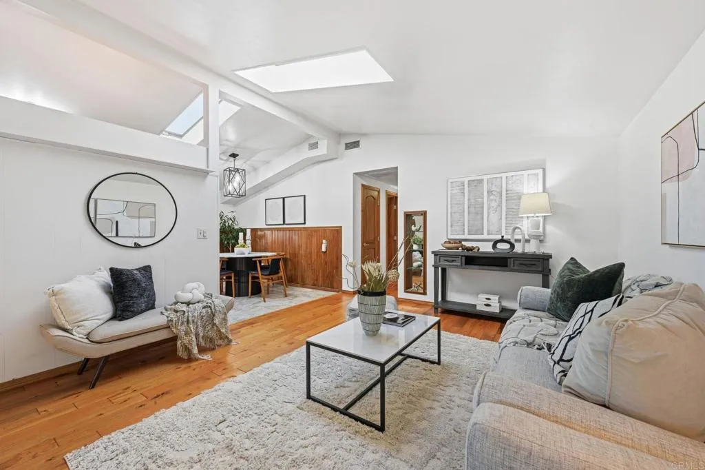 https://cdn.realtyfeed.com/cdn/127/306568357/8f5bf23f4d3447471bd4e634202fb3f4.webp