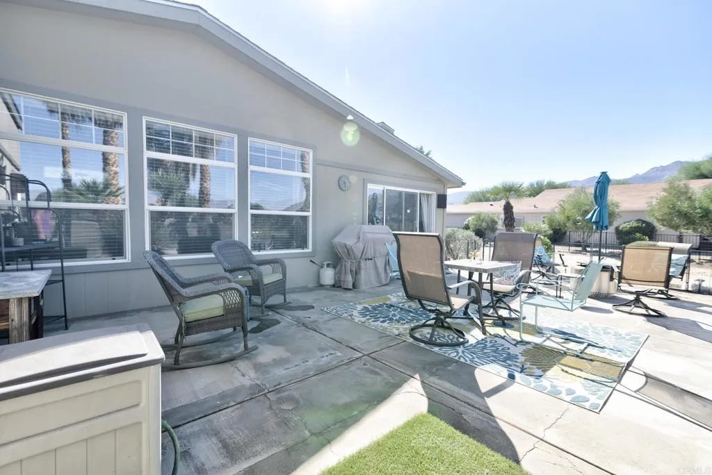 https://cdn.realtyfeed.com/cdn/127/306568372/051fc77cb3958efba84a32ee4dc1d041.webp