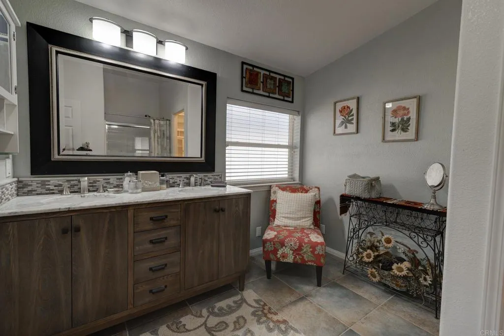 https://cdn.realtyfeed.com/cdn/127/306568372/b36657f4cbbca982f4bda9749fdfca89.webp
