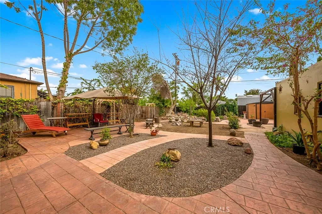 https://cdn.realtyfeed.com/cdn/127/306568413/5ec3d98f41ddbebd53f99cee1ddc9bc6.webp