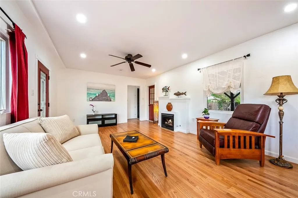 https://cdn.realtyfeed.com/cdn/127/306568413/b3cf4c42370f1f5273054cb677effe3b.webp