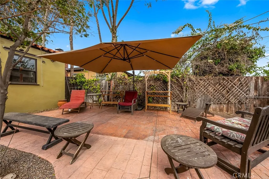 https://cdn.realtyfeed.com/cdn/127/306568413/cfc8486f6c909fc5005a41f98def6ce6.webp