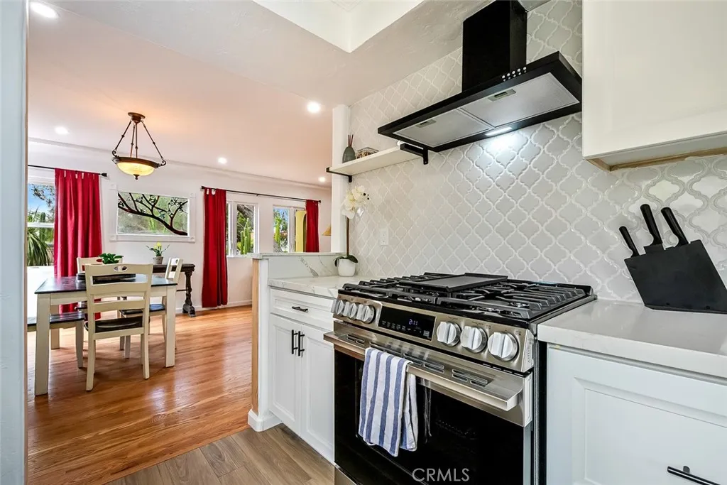 https://cdn.realtyfeed.com/cdn/127/306568413/dd5d3e28896ed9598bd4d6e1ca8f902b.webp