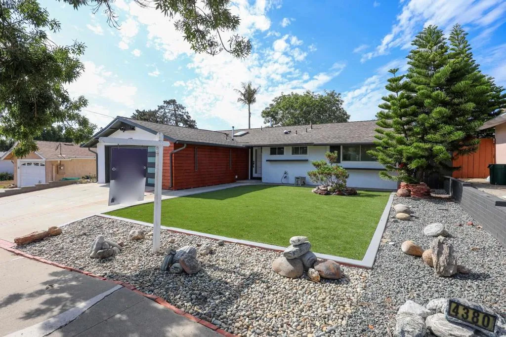 https://cdn.realtyfeed.com/cdn/127/306568478/0184ee88aa64647ef4edf8705b2d388f.webp