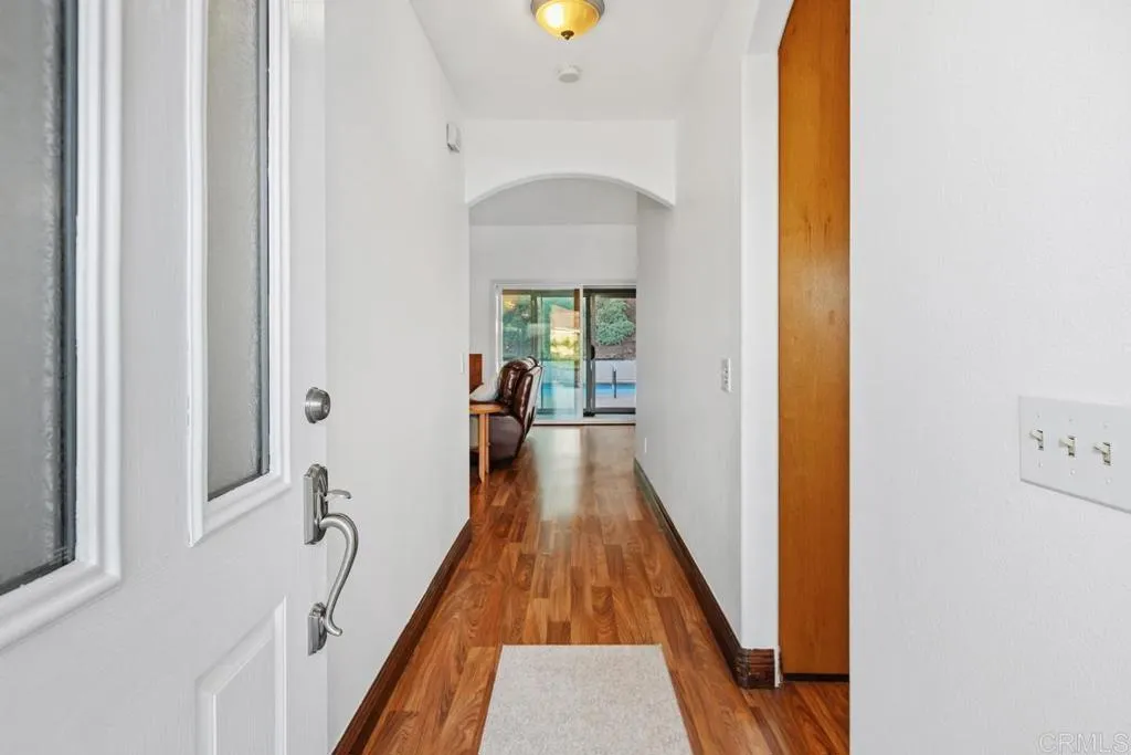 https://cdn.realtyfeed.com/cdn/127/306568497/3789c00d3cf7d146729833b40e28747c.webp