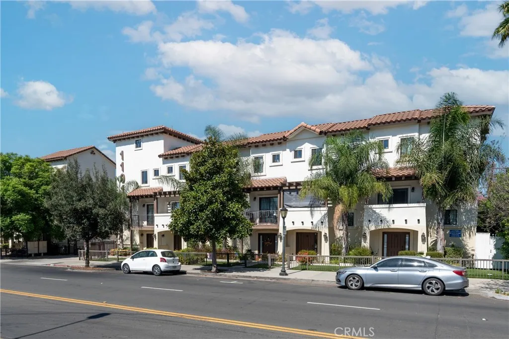 1075 N Maclay Unit Avenue Unit 26, San Fernando, CA 91340
