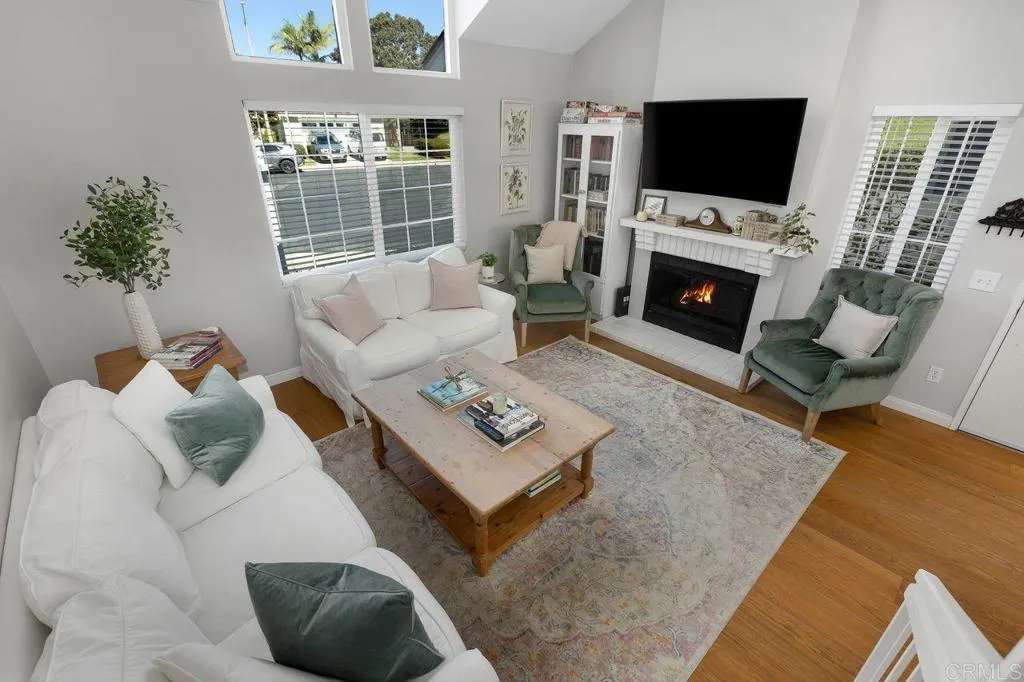 https://cdn.realtyfeed.com/cdn/127/306568515/036c3edbfd2545a9709bd18f22d9d523.webp