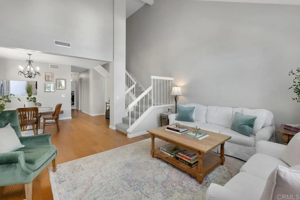 https://cdn.realtyfeed.com/cdn/127/306568515/15186fdda3643d2fc760778e5d35a4c3.webp