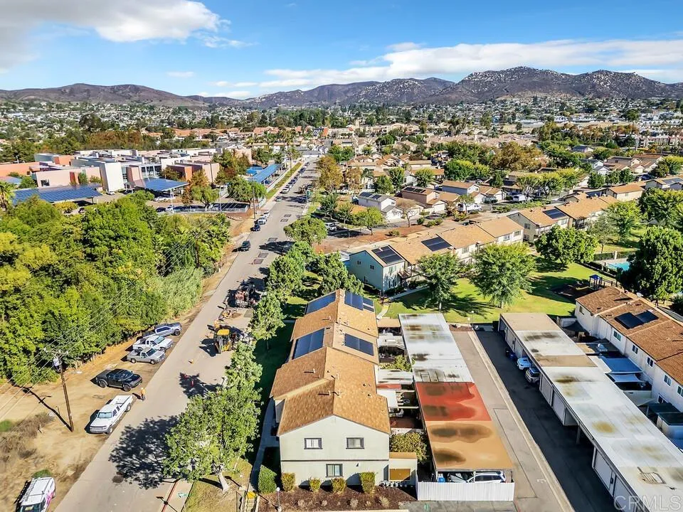 https://cdn.realtyfeed.com/cdn/127/306568609/17562d0cbb2fbbee0ca19bc87c9c84f6.webp