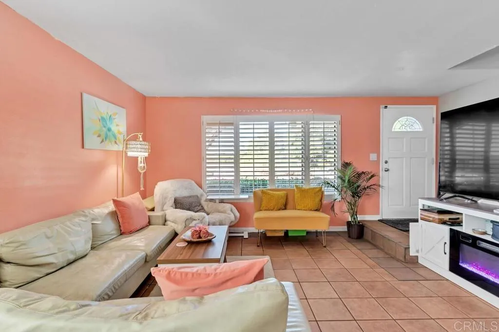 https://cdn.realtyfeed.com/cdn/127/306568609/424a28bf307dab3ede3d07d38a722682.webp