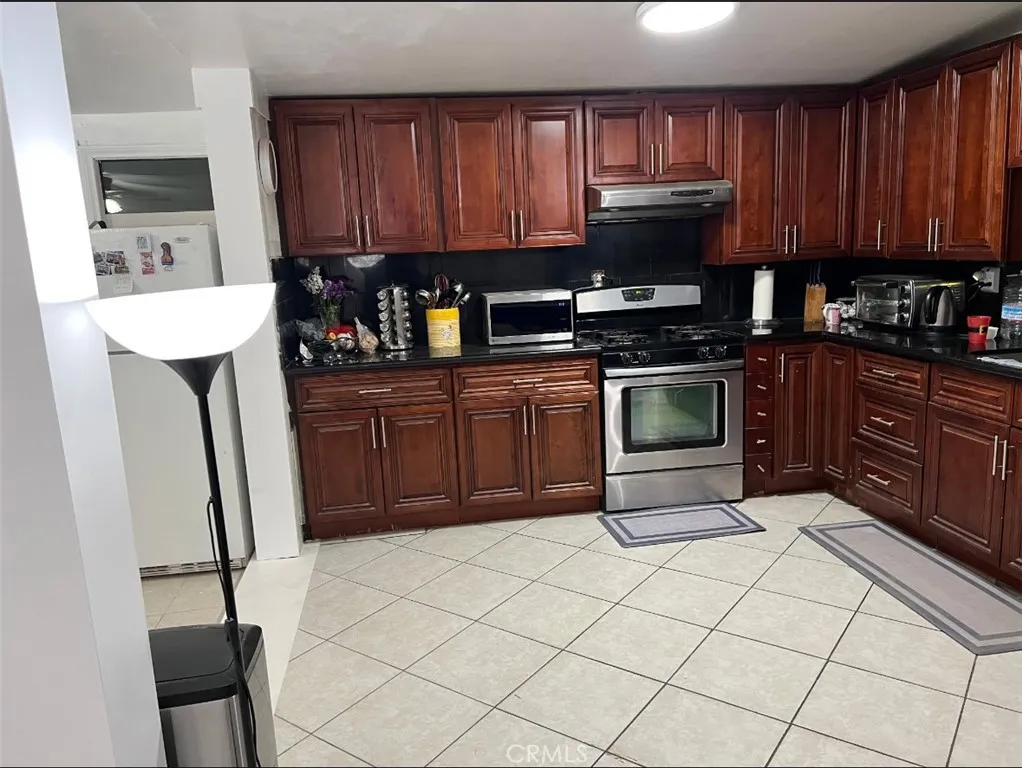 16593 Forrest, Victorville, CA 92395 - Photo 2 of 7, Victorville, CA