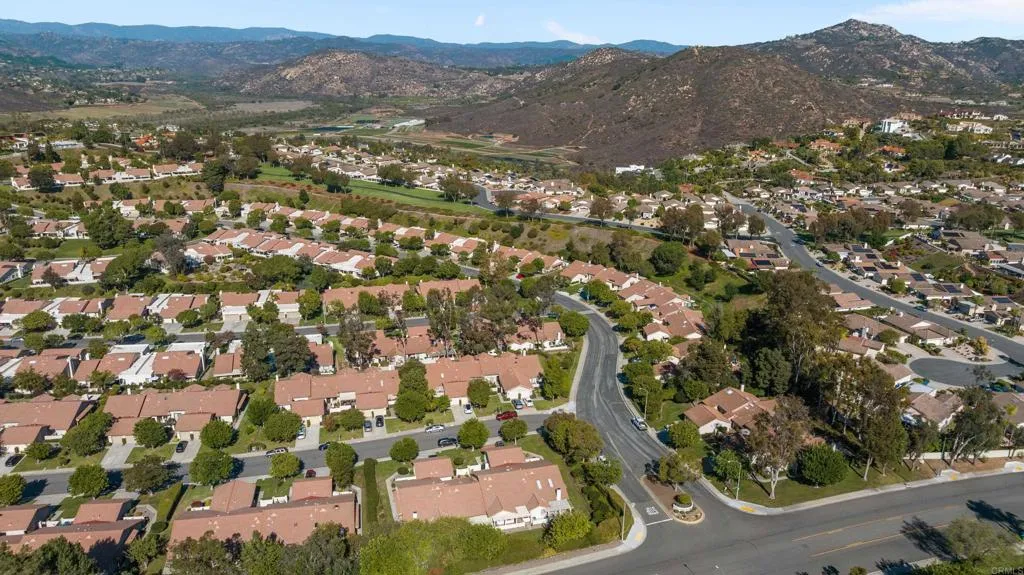 https://cdn.realtyfeed.com/cdn/127/306568638/f936c772cad8fd5eed0997352870f17e.webp