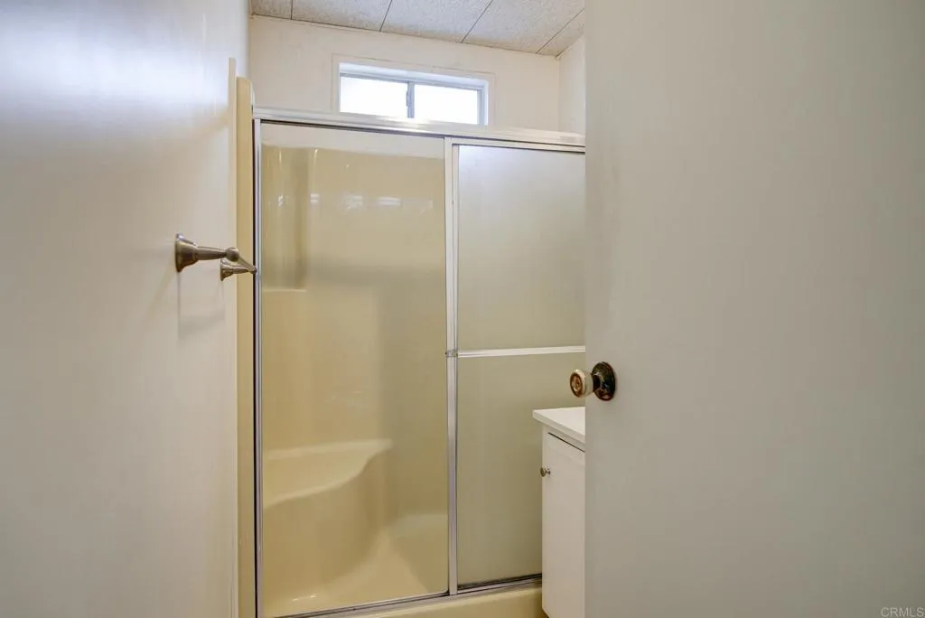 https://cdn.realtyfeed.com/cdn/127/306568671/1b29cb1e20a589fd421b6d54e5360231.webp