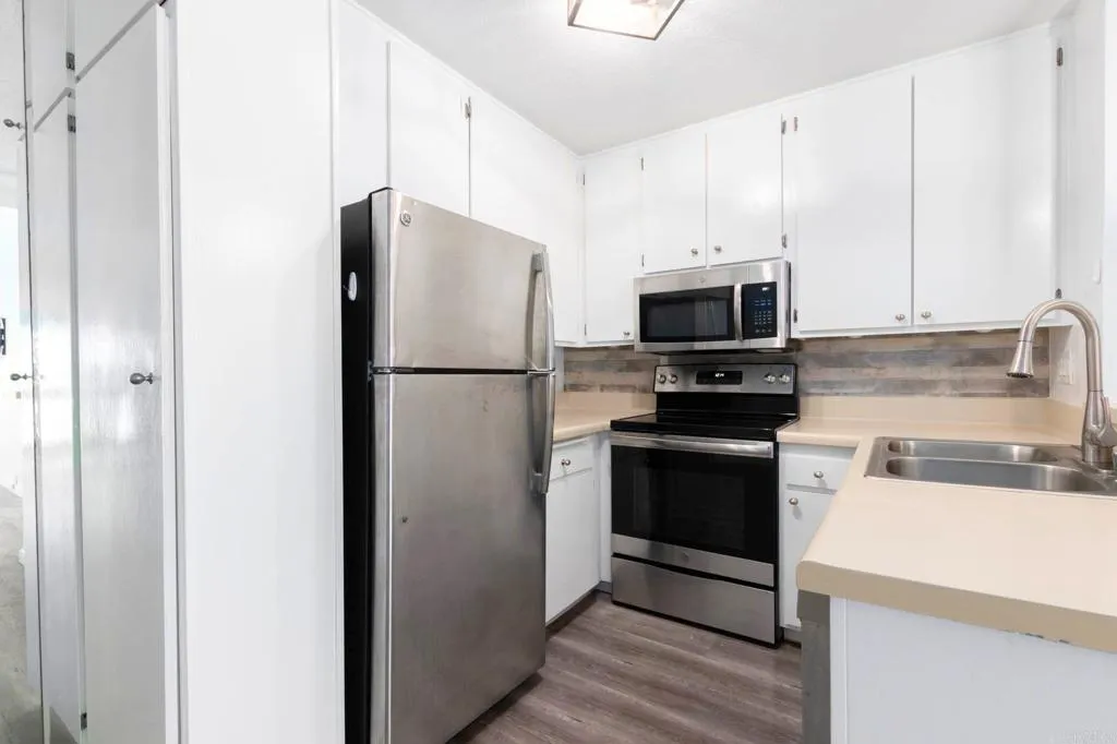 https://cdn.realtyfeed.com/cdn/127/306568686/862d11cad0110953bac4386d361b9181.webp