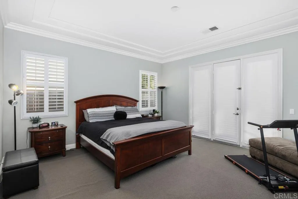 https://cdn.realtyfeed.com/cdn/127/306568702/70bd40622af15c383fd1d5bc6bd1b87f.webp