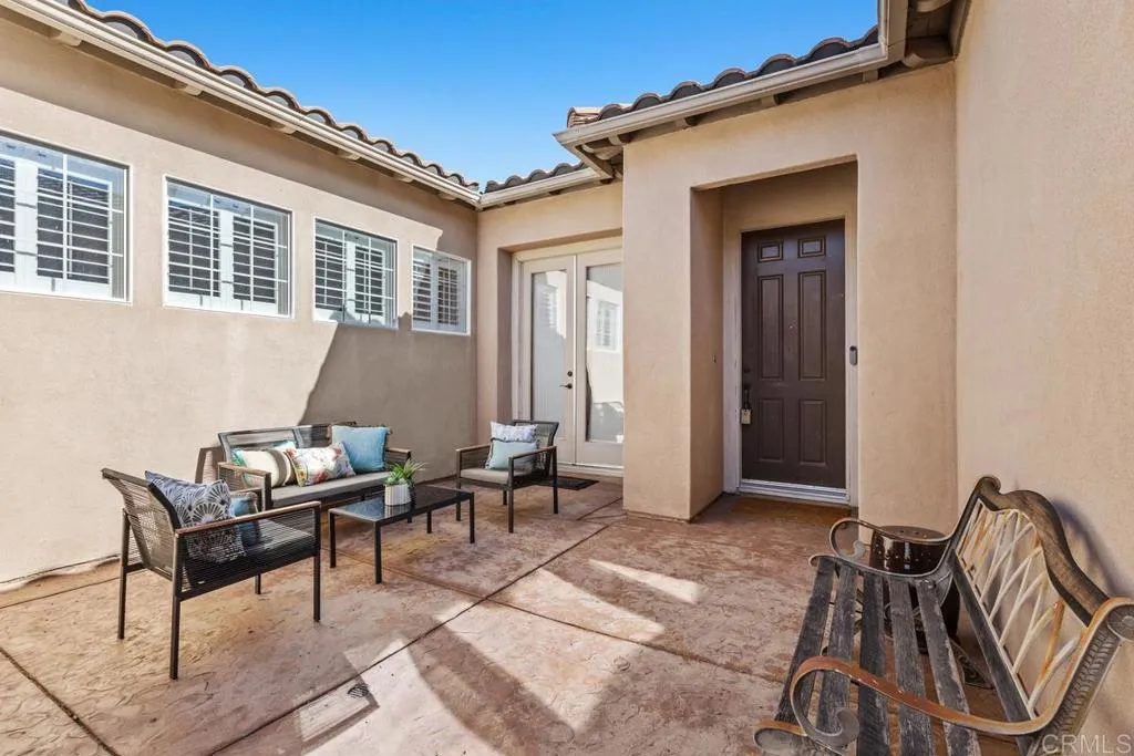 https://cdn.realtyfeed.com/cdn/127/306568702/ec2fd8759c934c46d18258bbf0bbe0de.webp