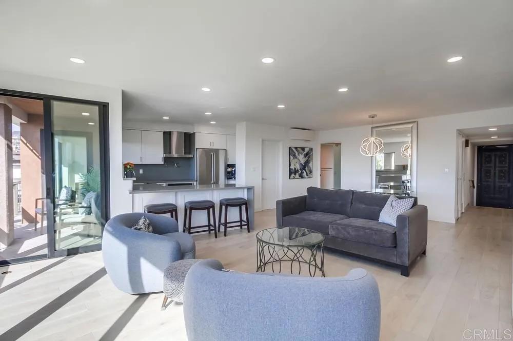 https://cdn.realtyfeed.com/cdn/127/306568841/21f11f9b13f7c2c7aa0a17845ba57b32.webp