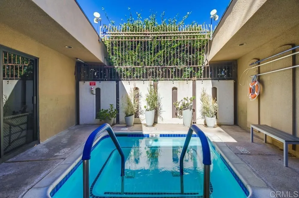 https://cdn.realtyfeed.com/cdn/127/306568841/273b3d70b84008bb8d6a169eaa9a827c.webp