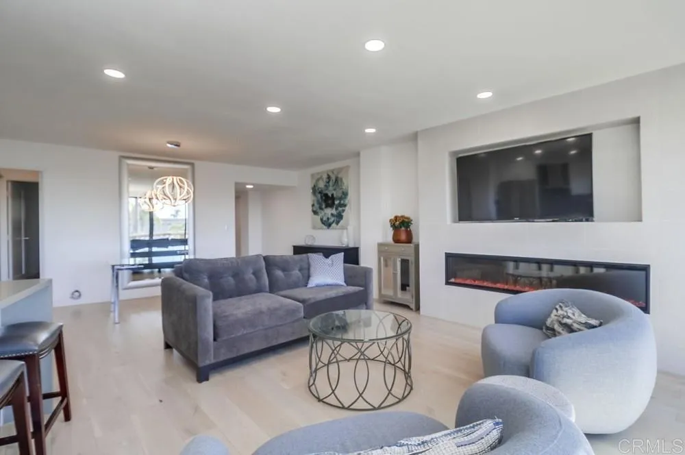 https://cdn.realtyfeed.com/cdn/127/306568841/f2e7b873a4ed5a2c4c348898b730421f.webp
