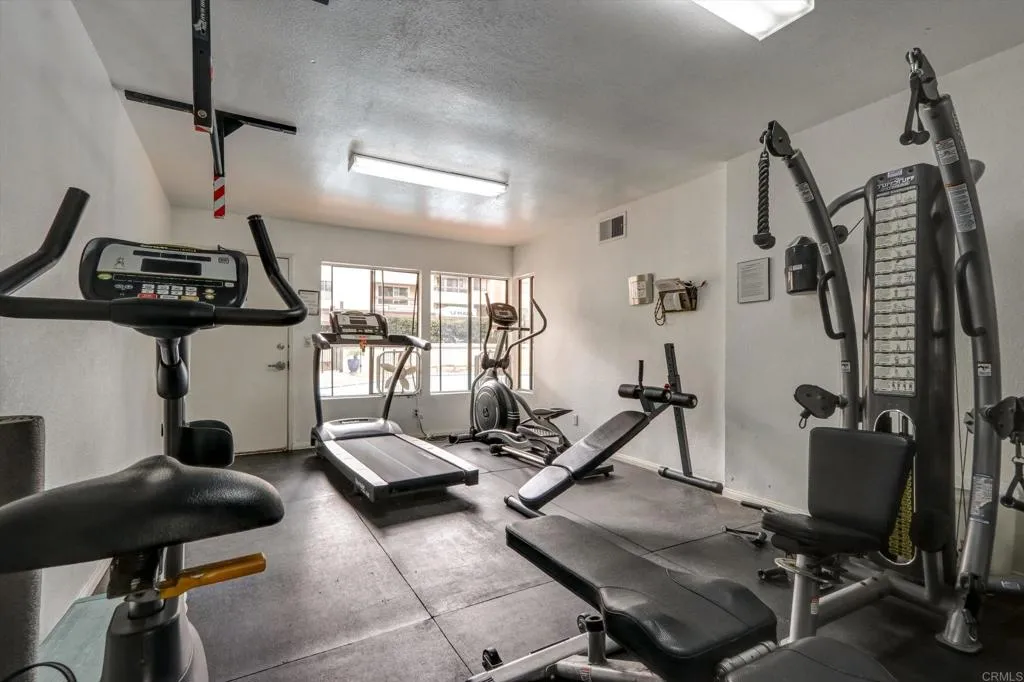 https://cdn.realtyfeed.com/cdn/127/306568876/7d83c9110d2562006d7f6d8fe2394b8e.webp