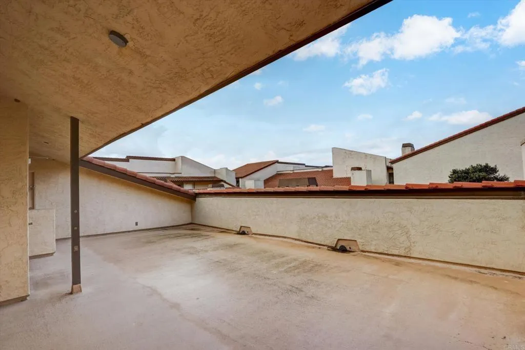 https://cdn.realtyfeed.com/cdn/127/306568876/9aa95823883f61d1333c86a2e529fc49.webp