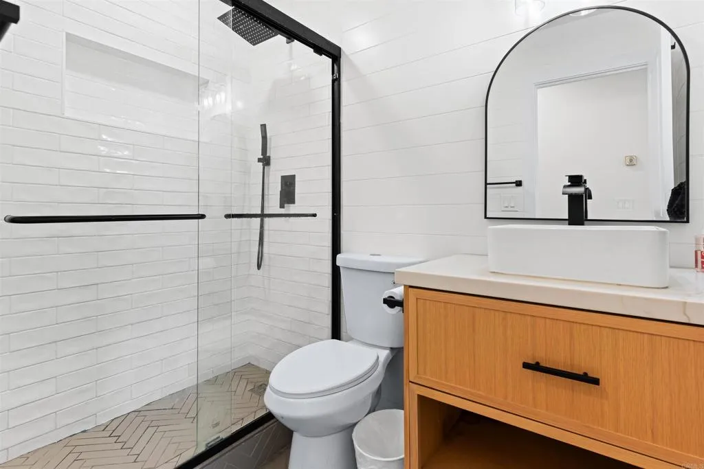 https://cdn.realtyfeed.com/cdn/127/306568881/f03e37083bb86c2604240abf27ebfb4b.webp