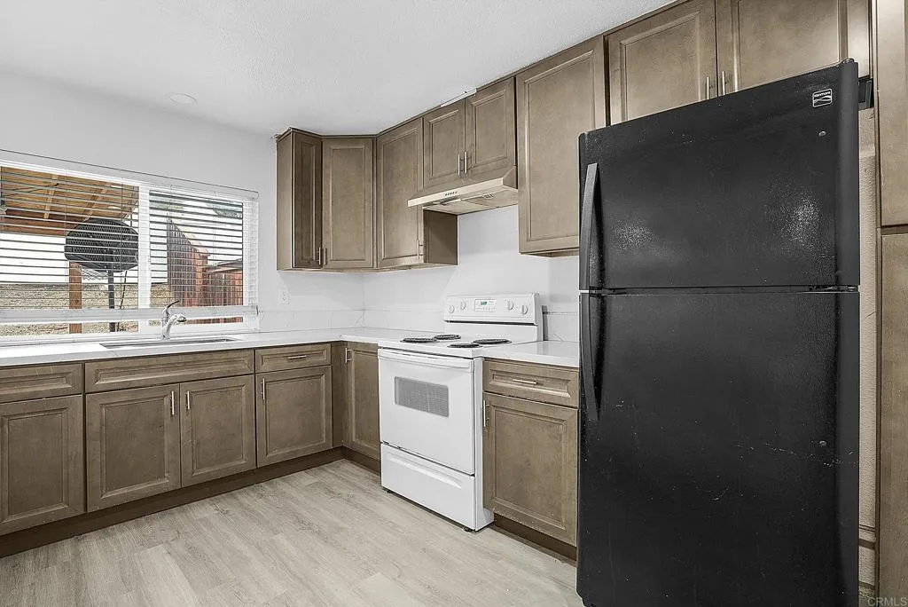 Photo #3: PTP2507913 Listing: Photo #3