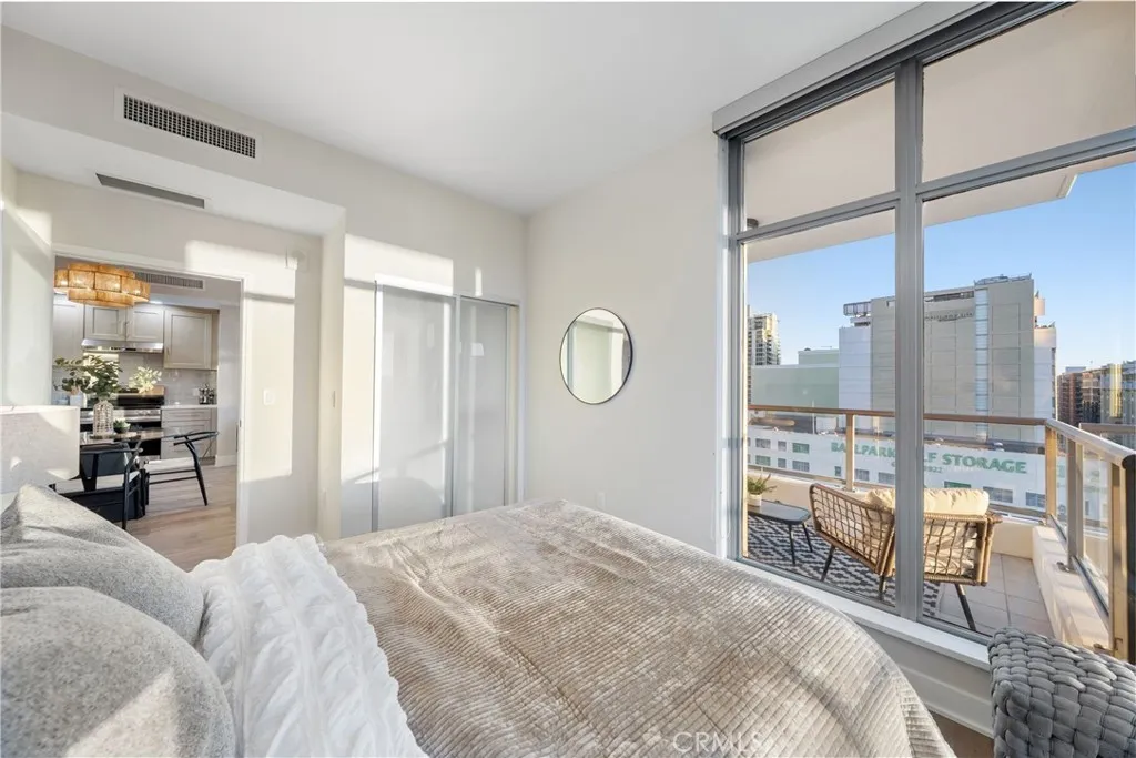 https://cdn.realtyfeed.com/cdn/127/306568892/5ac954b11f638b485827dcfe801ac309.webp