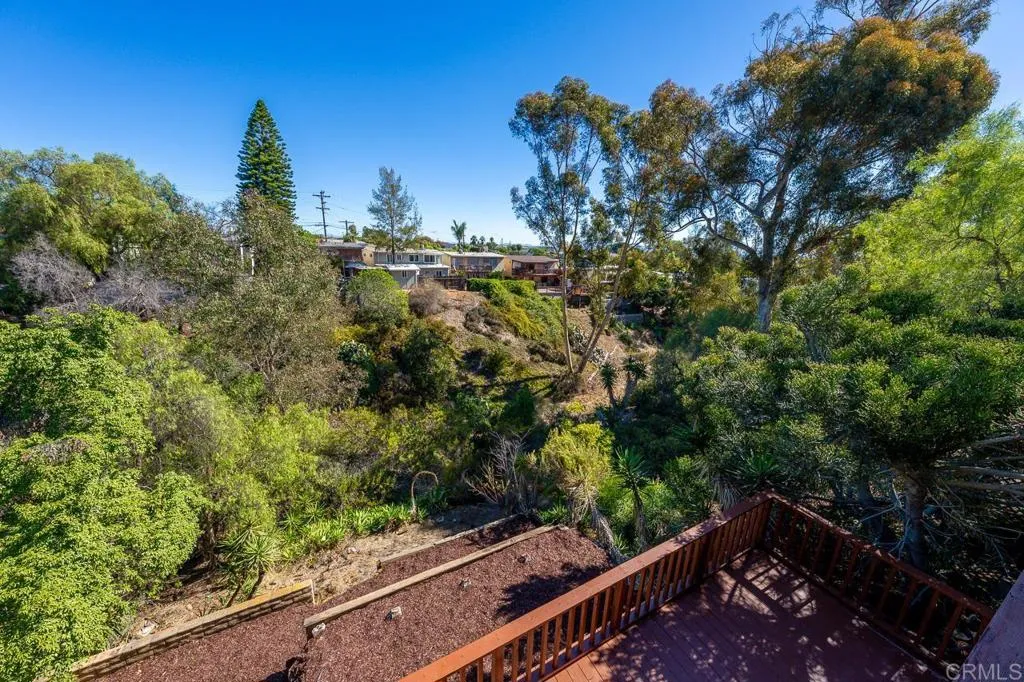 https://cdn.realtyfeed.com/cdn/127/306568903/29728960342d7f6a2ca8a60c8978bcf6.webp