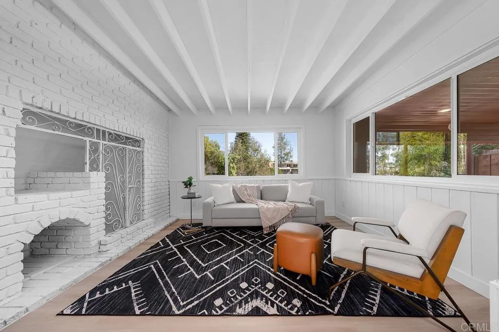 https://cdn.realtyfeed.com/cdn/127/306568903/92431f12929b4b1a0cf0452bdbfdfd3e.webp