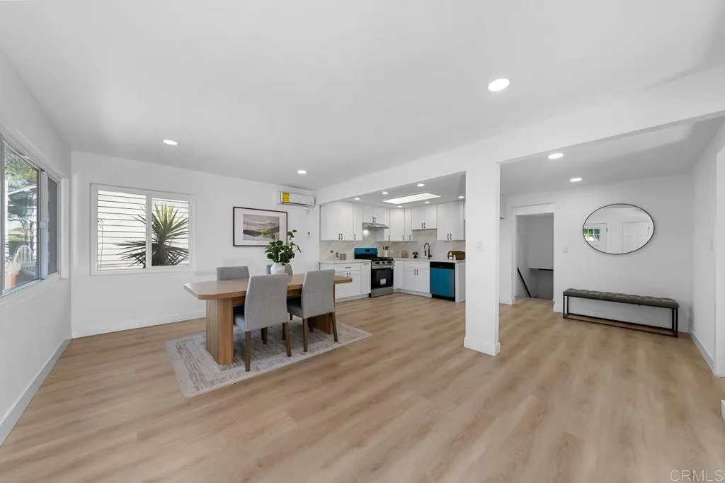 https://cdn.realtyfeed.com/cdn/127/306568903/bcf6395c311e9cc356437a9af9f37f20.webp