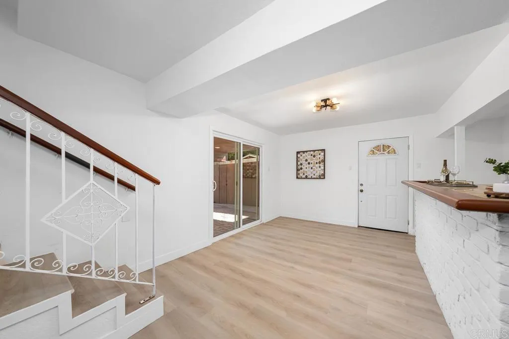 https://cdn.realtyfeed.com/cdn/127/306568903/cd981ef5fe64ab30445f0d77d15f1c6e.webp