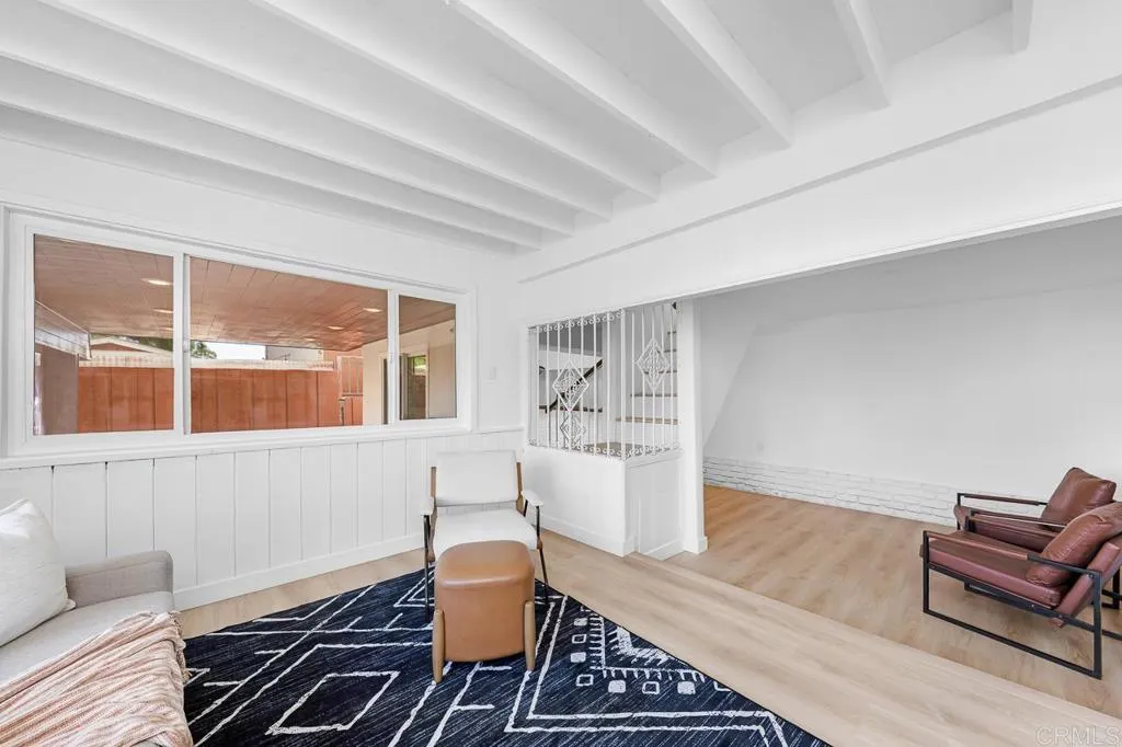 https://cdn.realtyfeed.com/cdn/127/306568903/dc8430404d50342613cd0453cf6659d0.webp