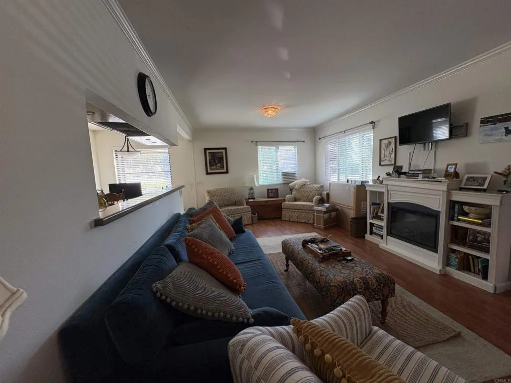 Coronado, CA 92118