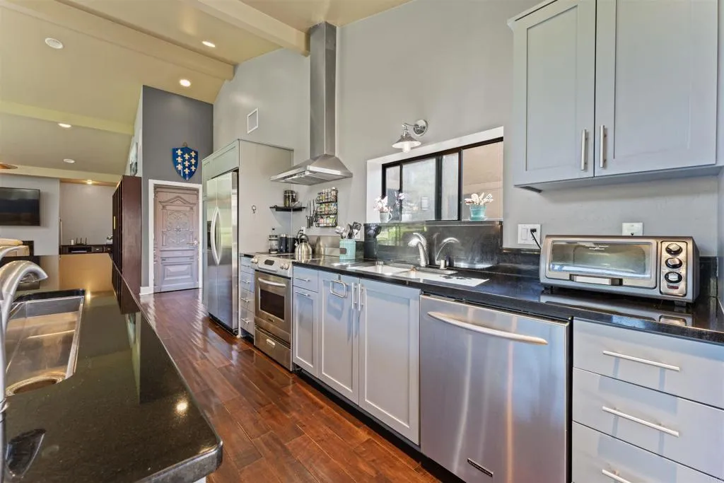 https://cdn.realtyfeed.com/cdn/127/306568969/43034636cf28d8df5bb5a271dcb02e9c.webp