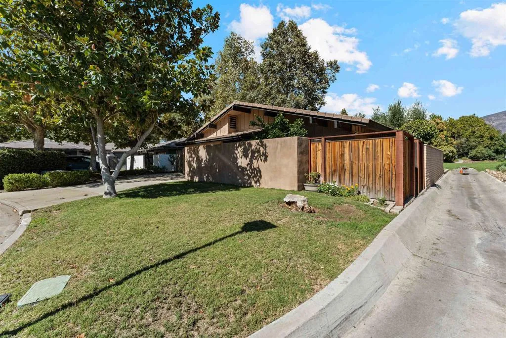 https://cdn.realtyfeed.com/cdn/127/306568969/9d95dce500223899d0b84adb8ea7b6f5.webp