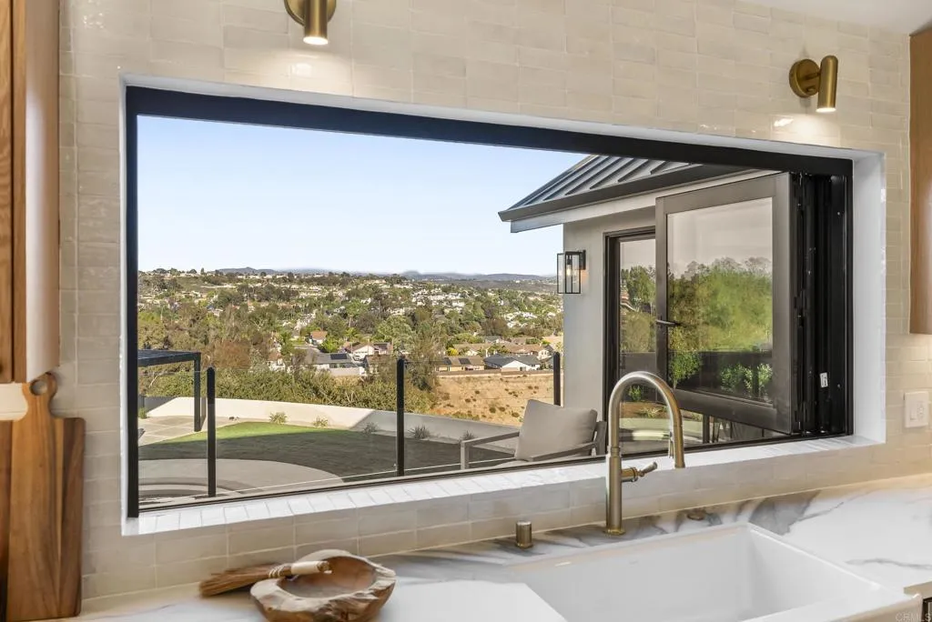https://cdn.realtyfeed.com/cdn/127/306569024/586739aaf8bed41bea0d9e7b0bd03d6b.webp