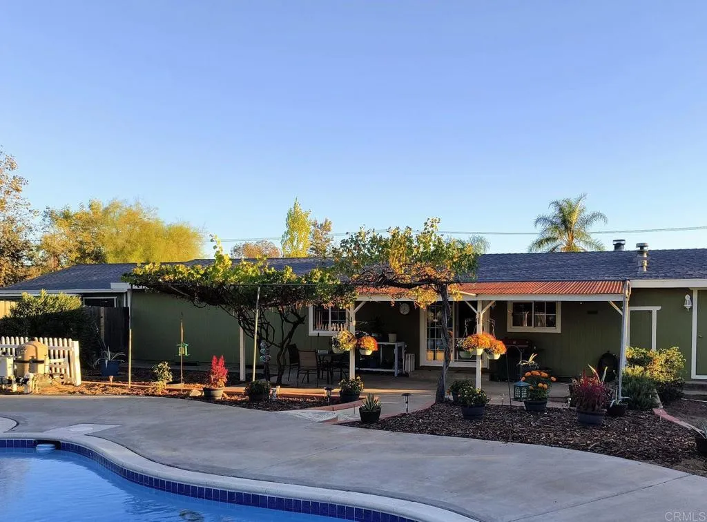 https://cdn.realtyfeed.com/cdn/127/306569079/9adf1476e916c89bf5f4270c007a8891.webp