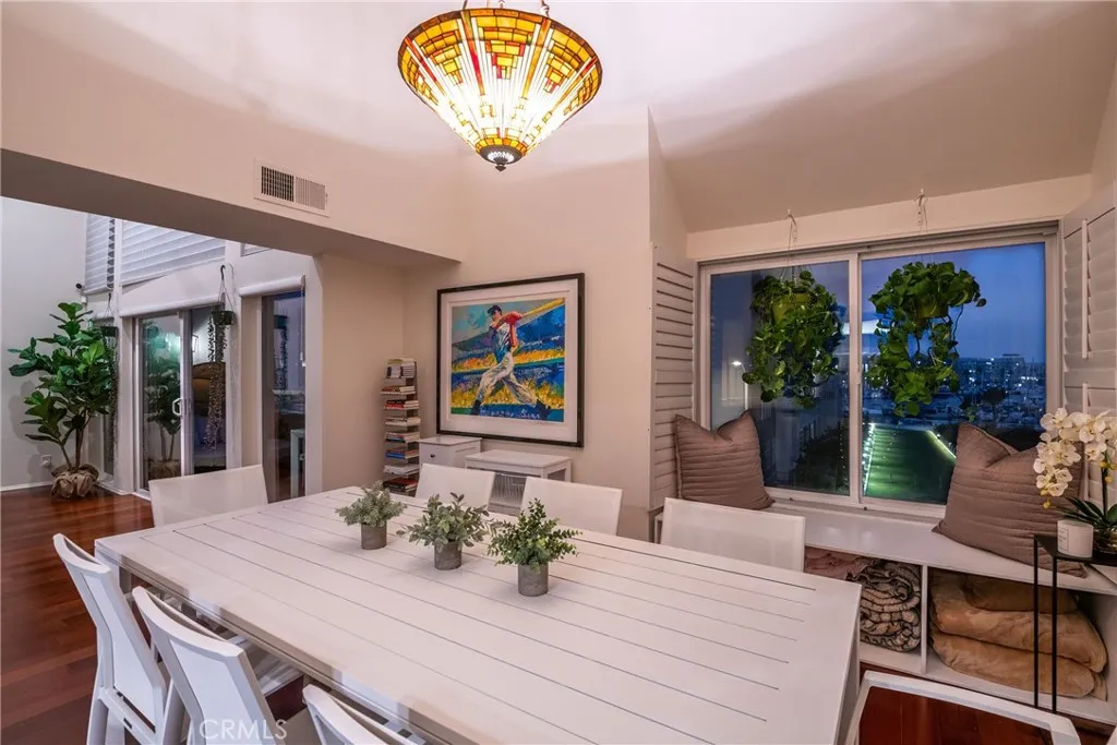4350 Via Dolce Unit 311, Marina del Rey, CA 90292 - Photo 4 of 11, Marina Del Rey, CA