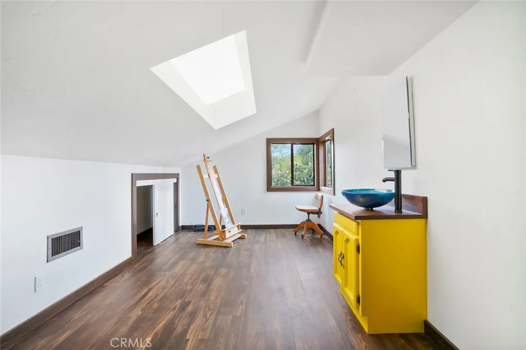 https://cdn.realtyfeed.com/cdn/127/306569169/1ab9671c948d75cecaa63bfff098eb9f.webp