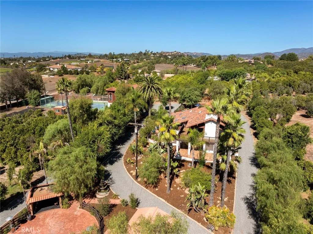 https://cdn.realtyfeed.com/cdn/127/306569169/2fe161cc649a8e93ca80333dd9216917.webp