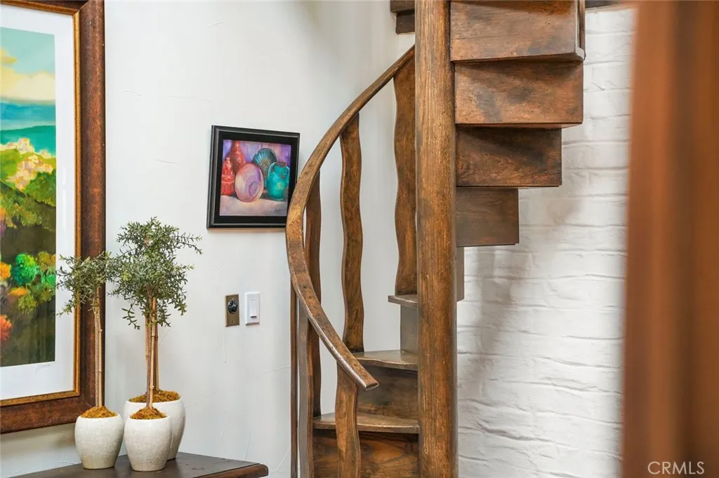 https://cdn.realtyfeed.com/cdn/127/306569169/5ceaa694d4f58db290009c3d7e149897.webp