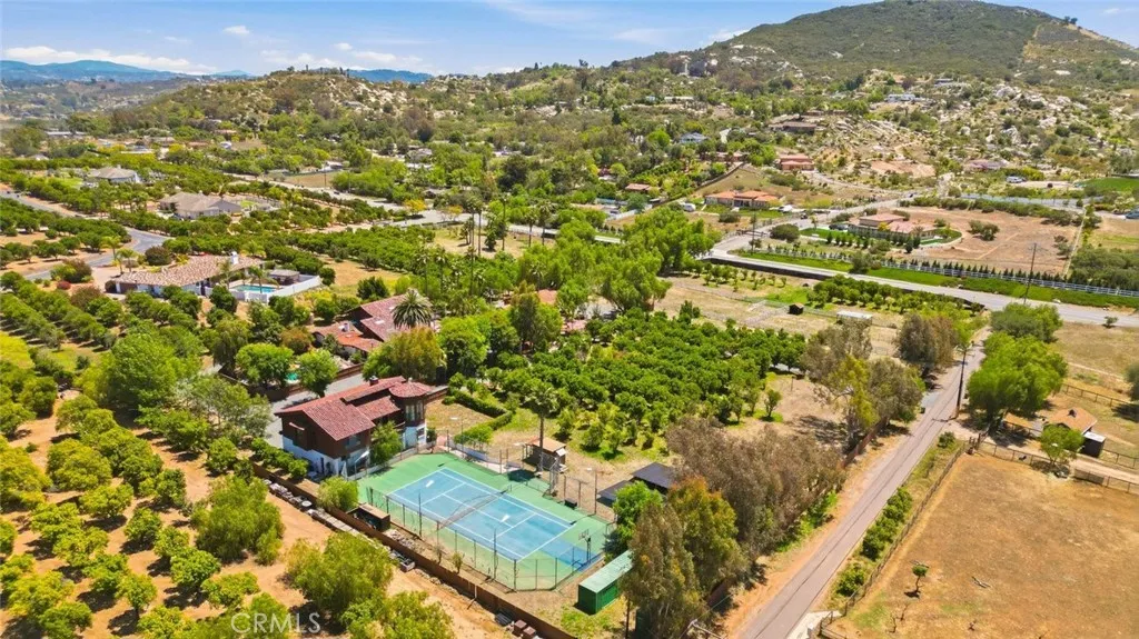 https://cdn.realtyfeed.com/cdn/127/306569169/bed2f285a65197f7390a166acbe9f8cb.webp
