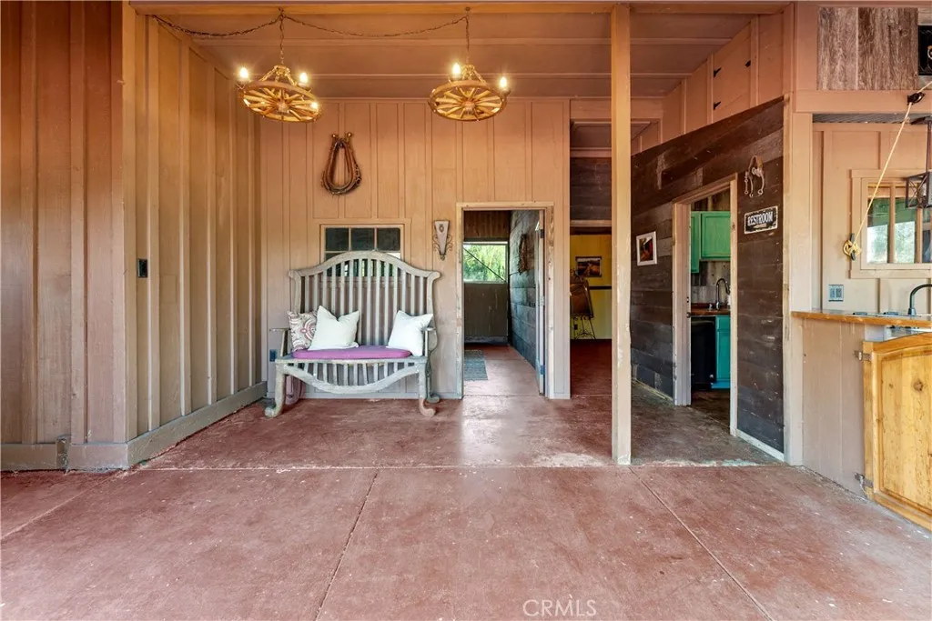 https://cdn.realtyfeed.com/cdn/127/306569169/d68745eb8f9456830a9fa39af57364ce.webp
