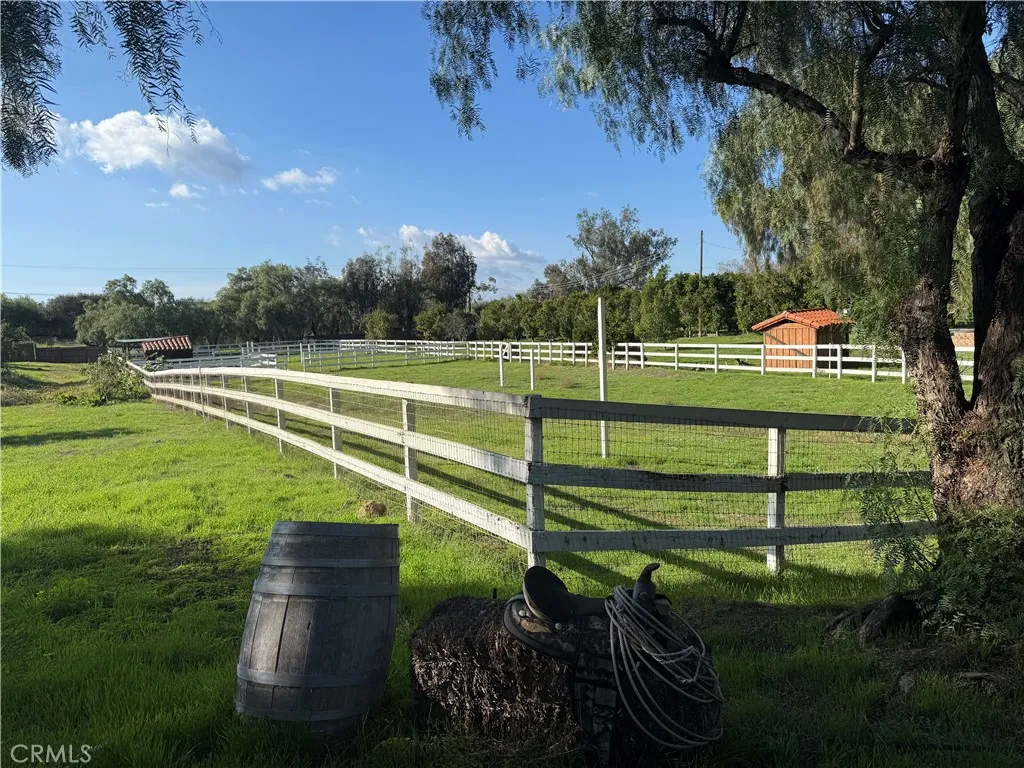 https://cdn.realtyfeed.com/cdn/127/306569169/d769f4d819cf9778328e73cc52527e3f.webp