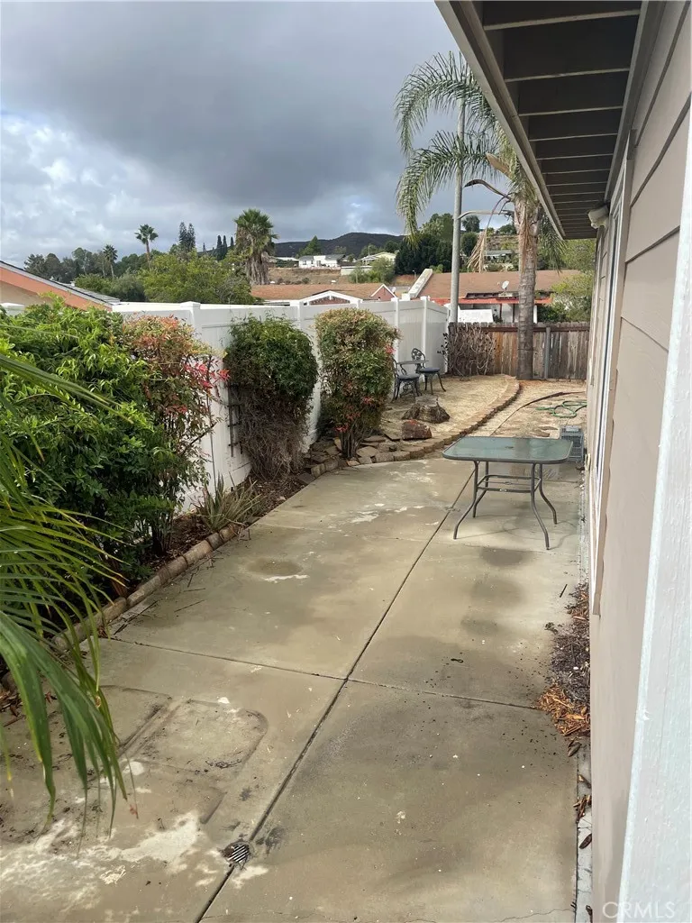 https://cdn.realtyfeed.com/cdn/127/306569172/d0434a1589699d4792cb98ebe26cd5e1.webp