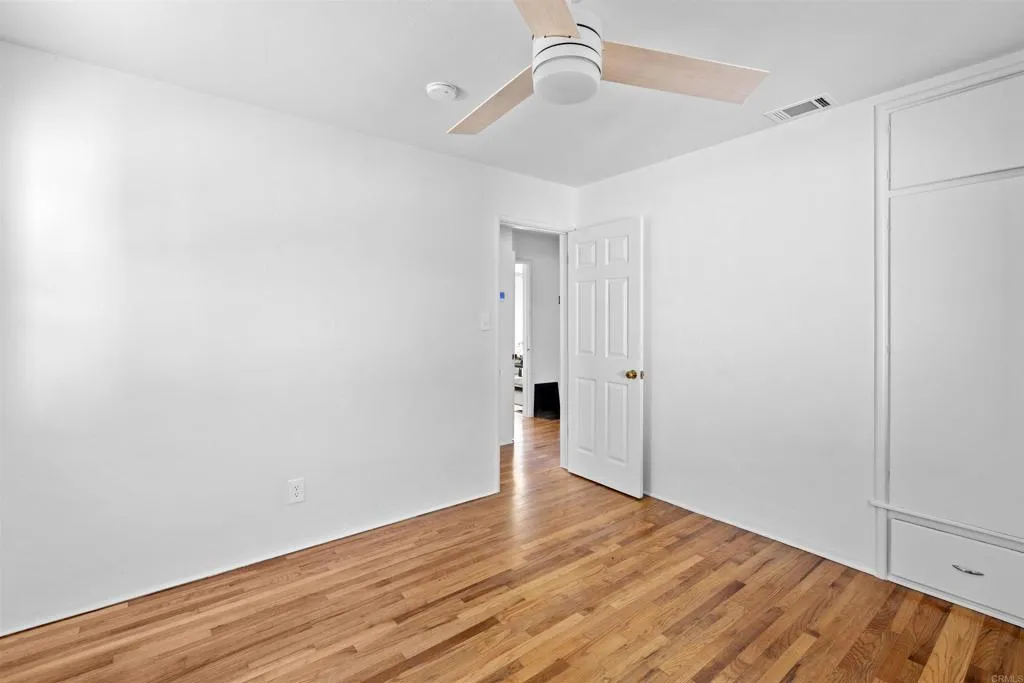 https://cdn.realtyfeed.com/cdn/127/306569173/63de567d06c449b1545bf2b0d22ba949.webp